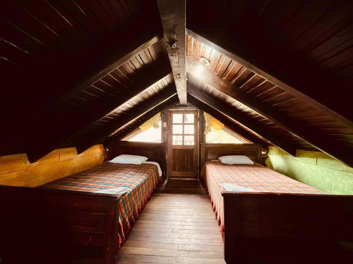 Hosteria El Trapiche Lodge & Spa Baños Esterno foto