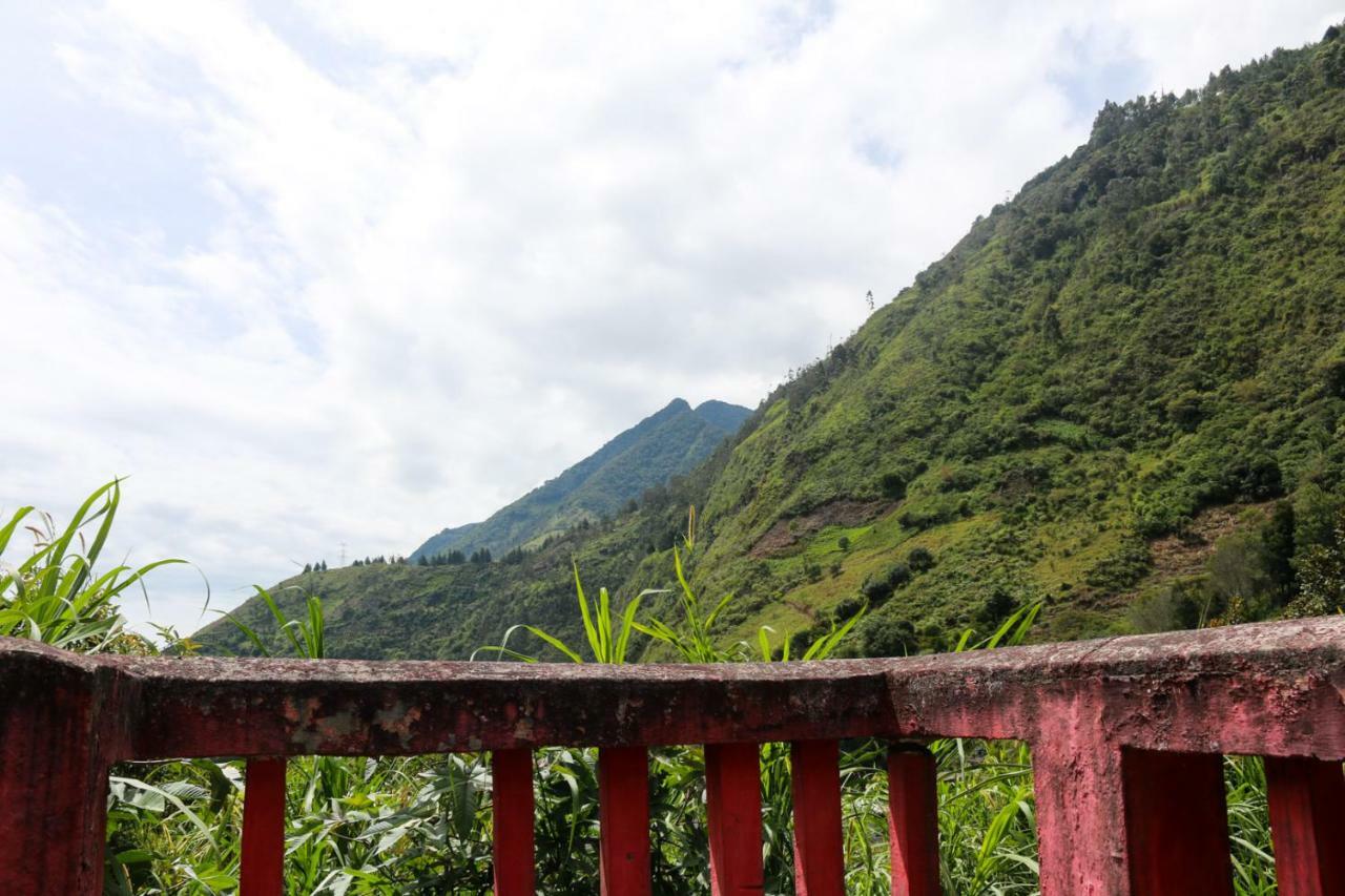 Hosteria El Trapiche Lodge & Spa Baños Esterno foto