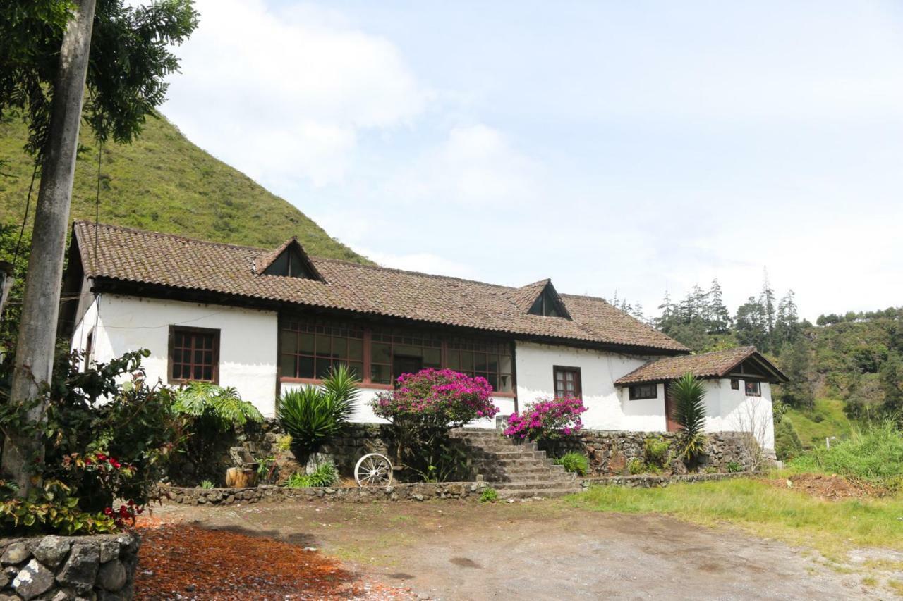 Hosteria El Trapiche Lodge & Spa Baños Esterno foto