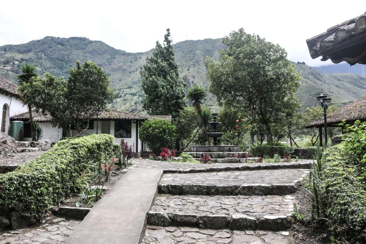 Hosteria El Trapiche Lodge & Spa Baños Esterno foto