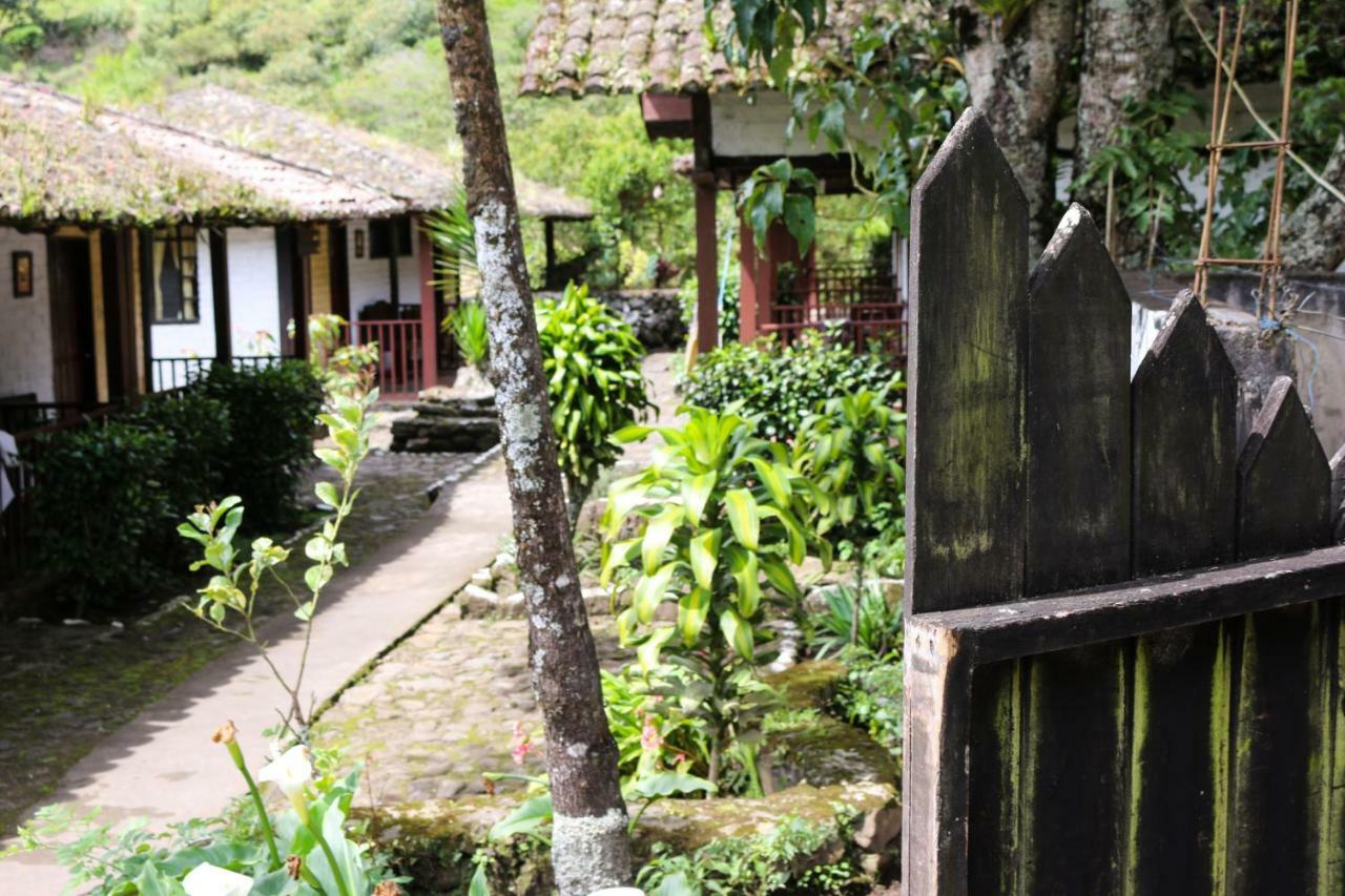 Hosteria El Trapiche Lodge & Spa Baños Esterno foto