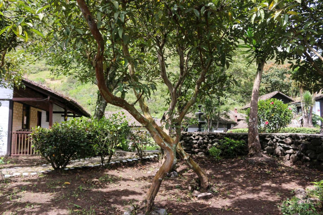 Hosteria El Trapiche Lodge & Spa Baños Esterno foto